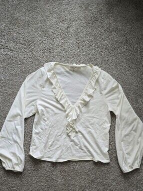 Nation LTD Cream Ruffle V-Neck Long Sleeve Top